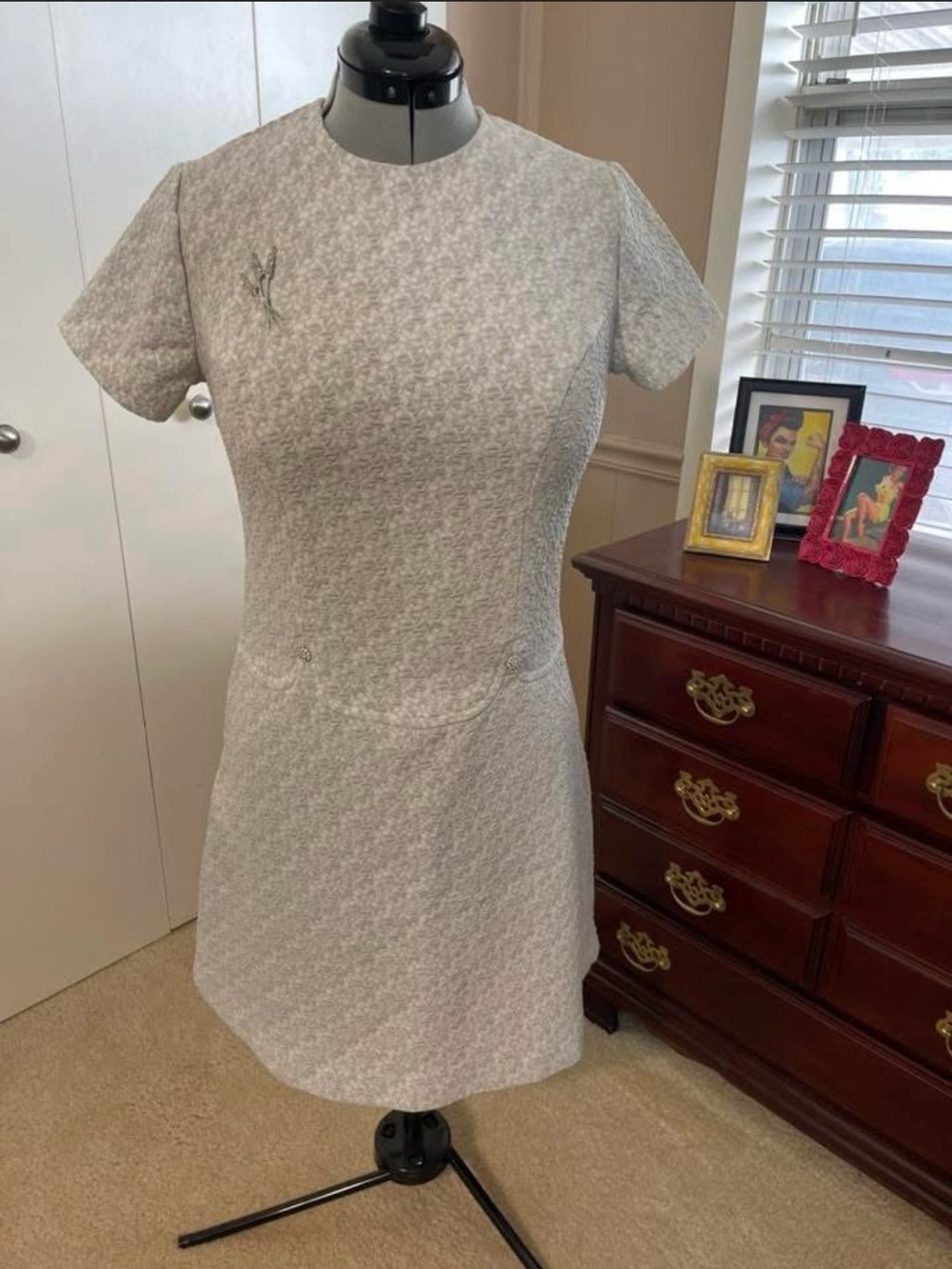 READ Description! Vintage 1960’s sparkly (maybe wedding?) dress